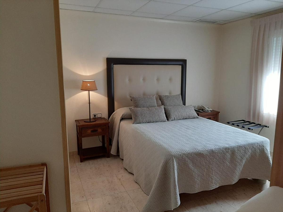 Hostal El Retiro Almoradí Zewnętrze zdjęcie