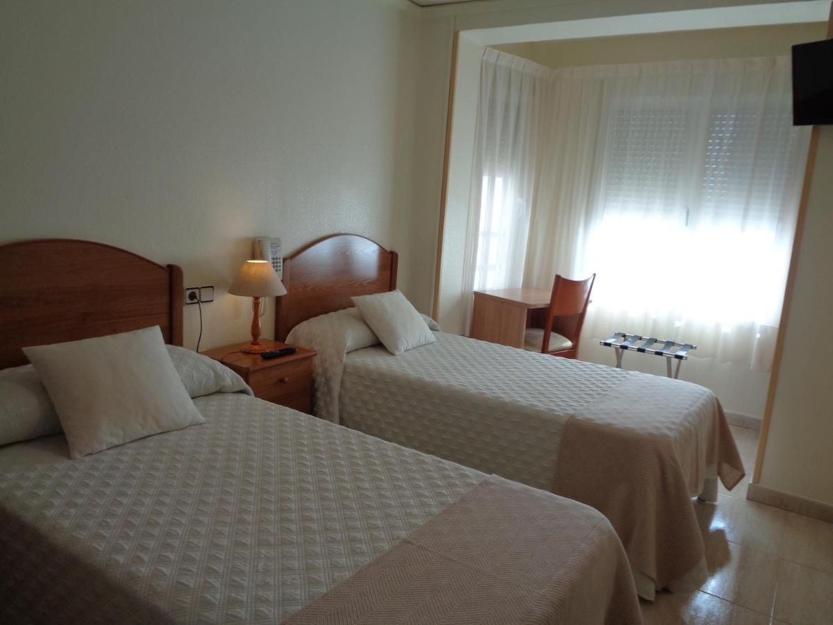 Hostal El Retiro Almoradí Zewnętrze zdjęcie