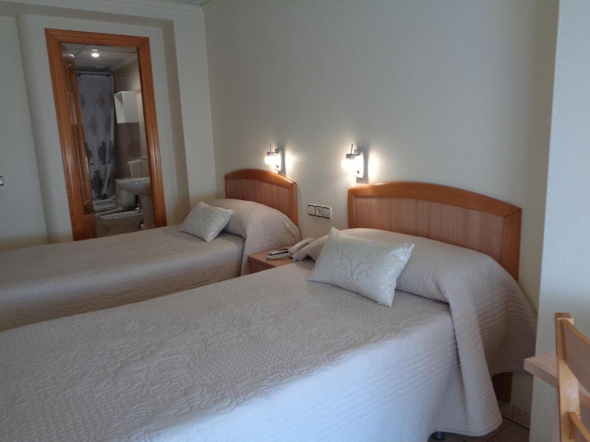 Hostal El Retiro Almoradí Zewnętrze zdjęcie