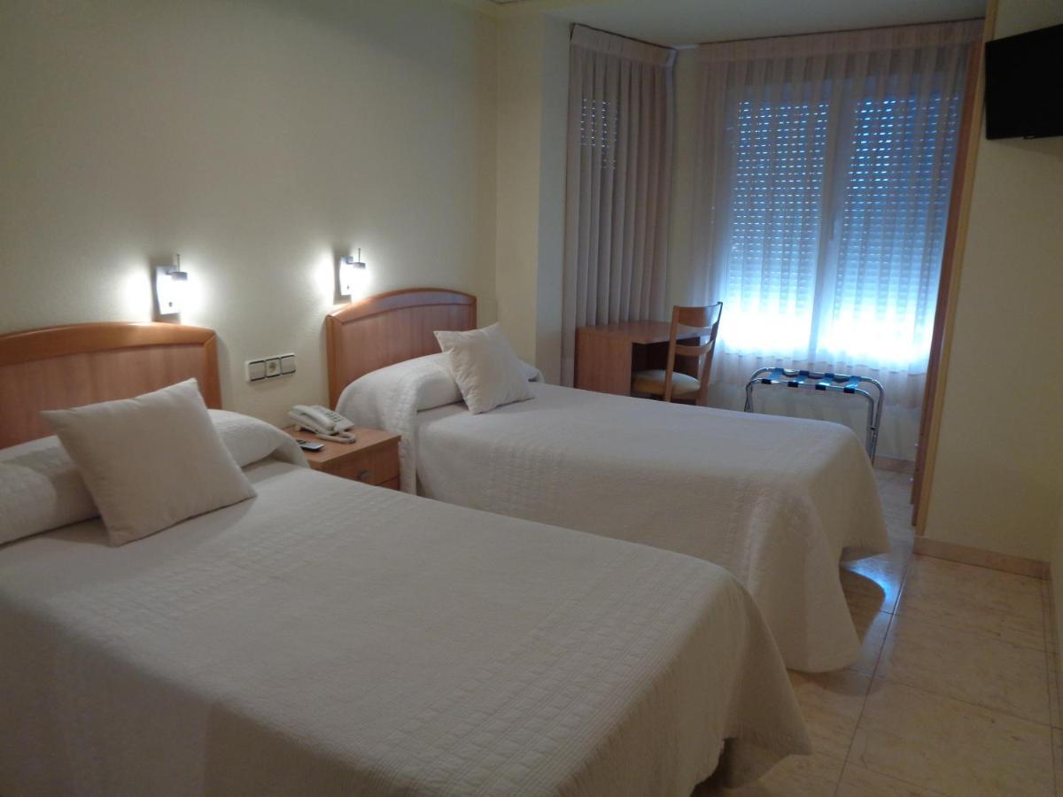 Hostal El Retiro Almoradí Zewnętrze zdjęcie